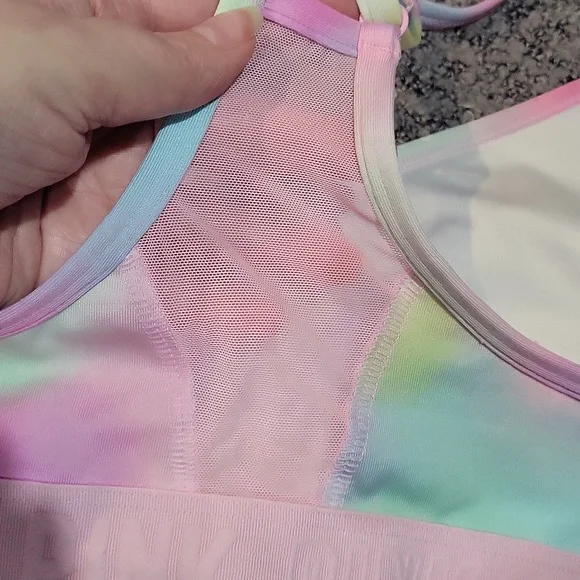 Victoria's Secret PINK Sports Bra - Picture 5 of 8